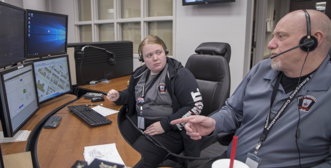 Student learns 911 call-taking